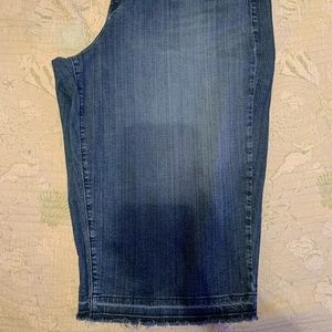Lane Bryant wide legged crop jeans, size 28